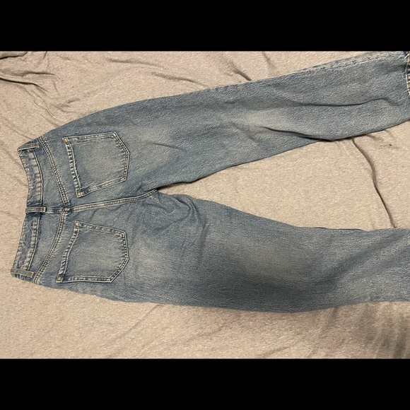 Dynamite Claudia Jeans - Picture 2 of 3